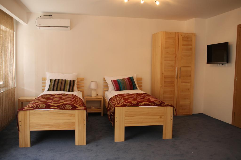 B&B Berr SJJ Rum bild